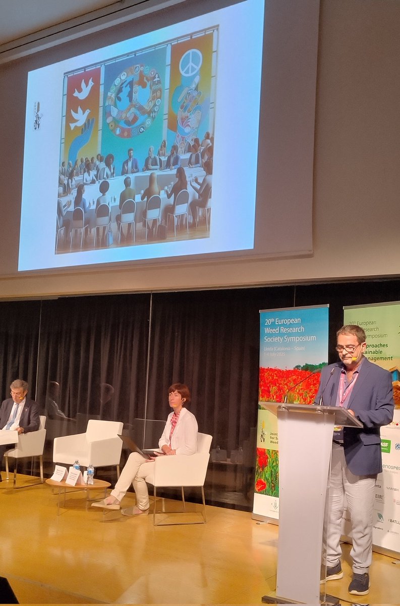 #ewrs2025 "... understand weeds in their entire ecological function..." during introduction to the 20th EWRSymposium 2025 by the EWRS president M.Vurro