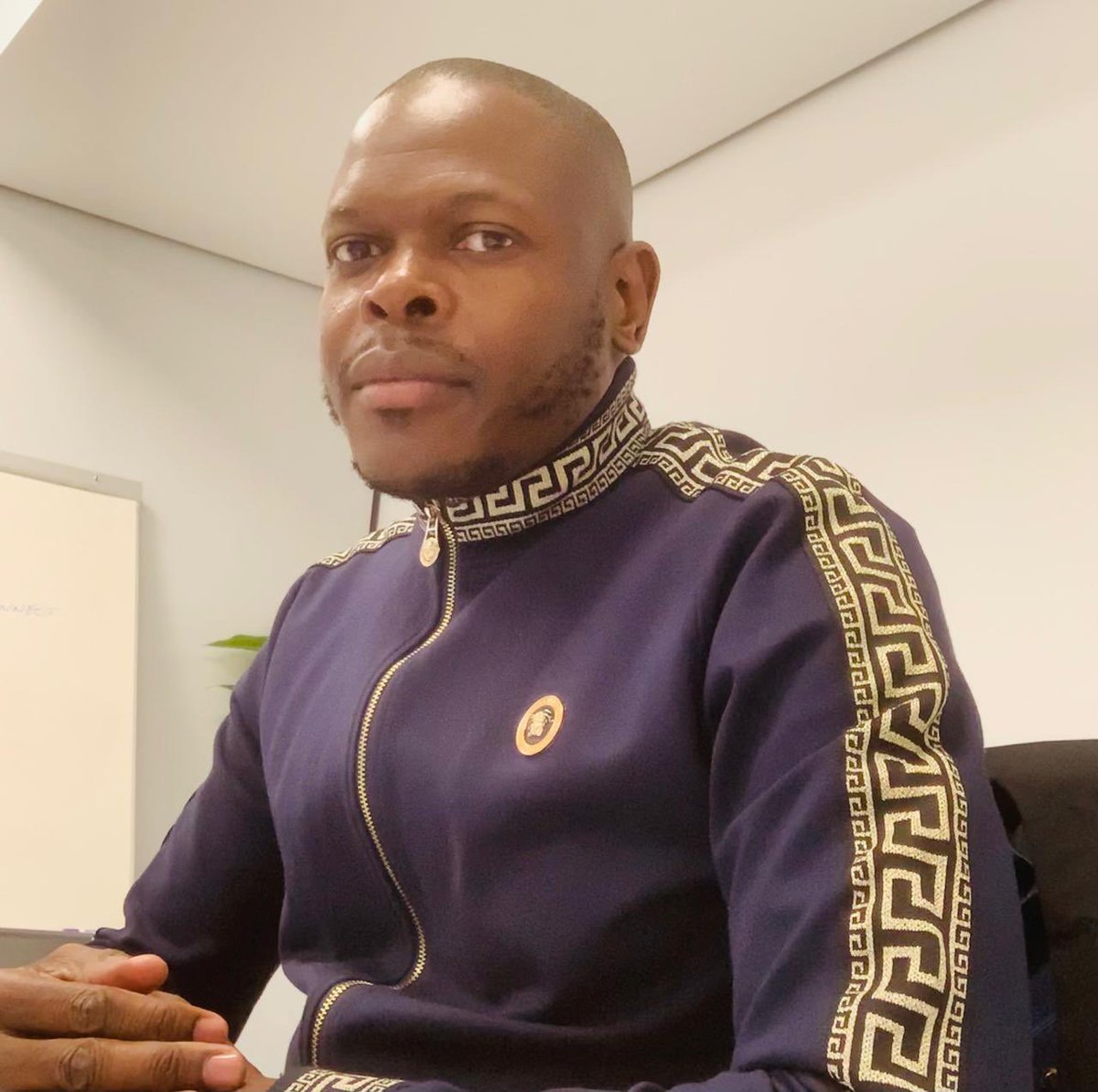 Kunesaga esithi inhlambi yamanzi ifela emanzini 🐟