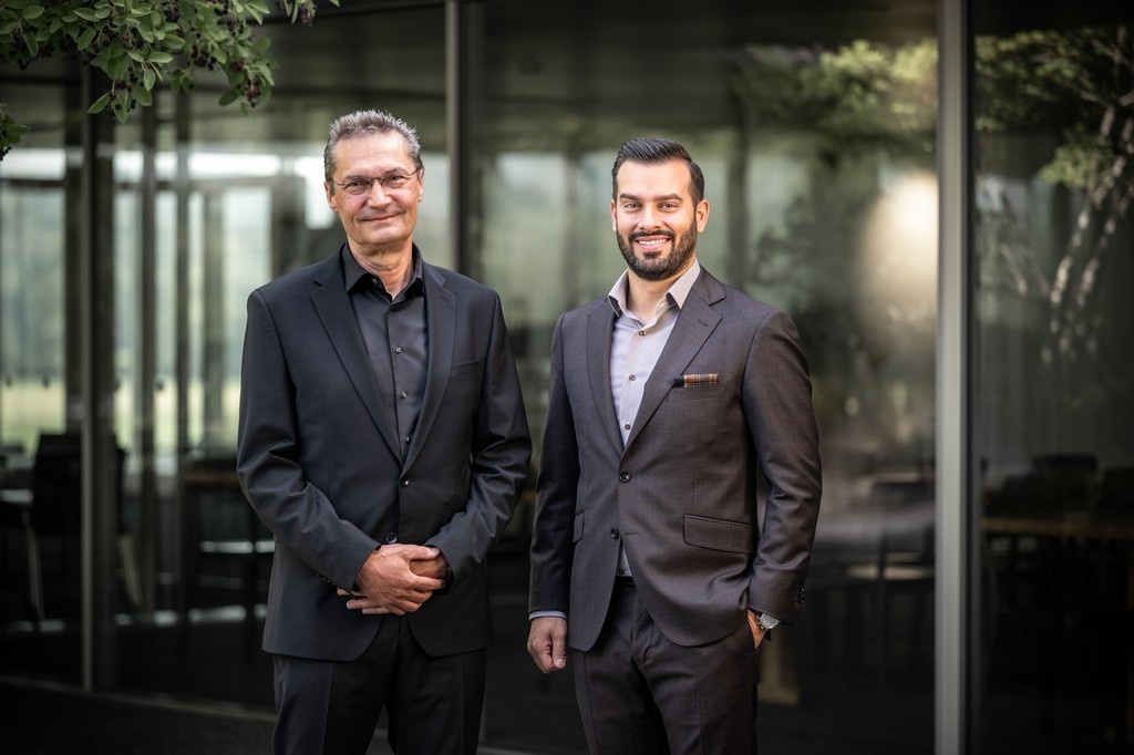 Sky-Frame tweet media