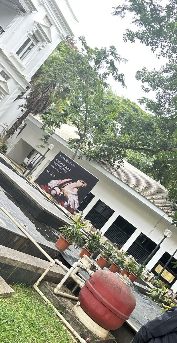 vrundavs's tweet photo. #nationalgalleryofmodernart
#bengaluru
Exhibition of~~
Magdalene in Ecstasy~~Caravaggio
#paintings #italianpainter https://t.co/WI048xJwgS
