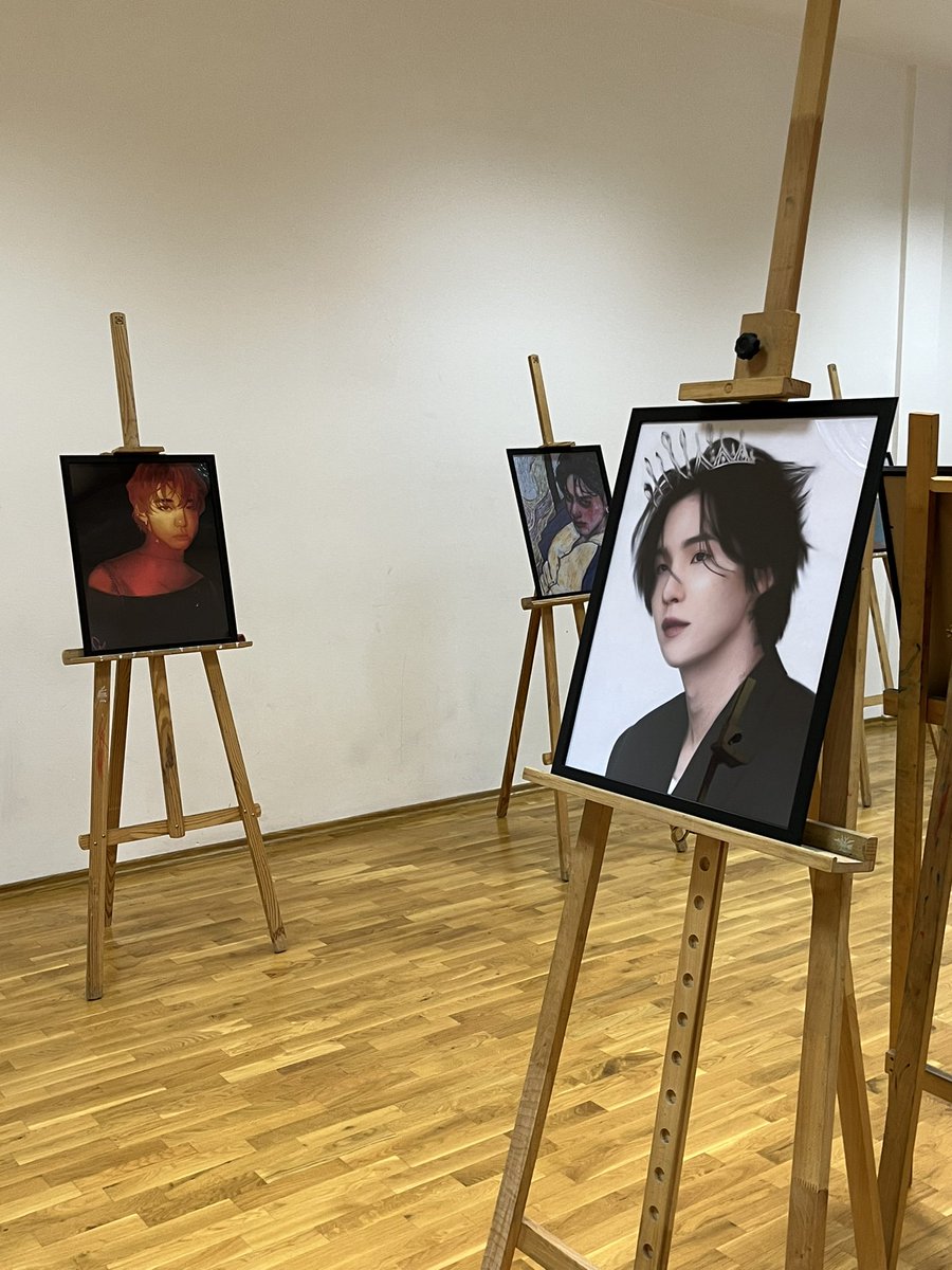 armyworld_event's tweet photo. Wystawa fanowska na Stacji V właśnie otwarta! 

Od 1 do 4 lipca
📍BCEK, ul. Szegedyńska 9A, Warszawa
⏰od 9:00 do 15:30

#armyworldevent #bts #BTS12thAnniversary https://t.co/x6Qecdt8MJ
