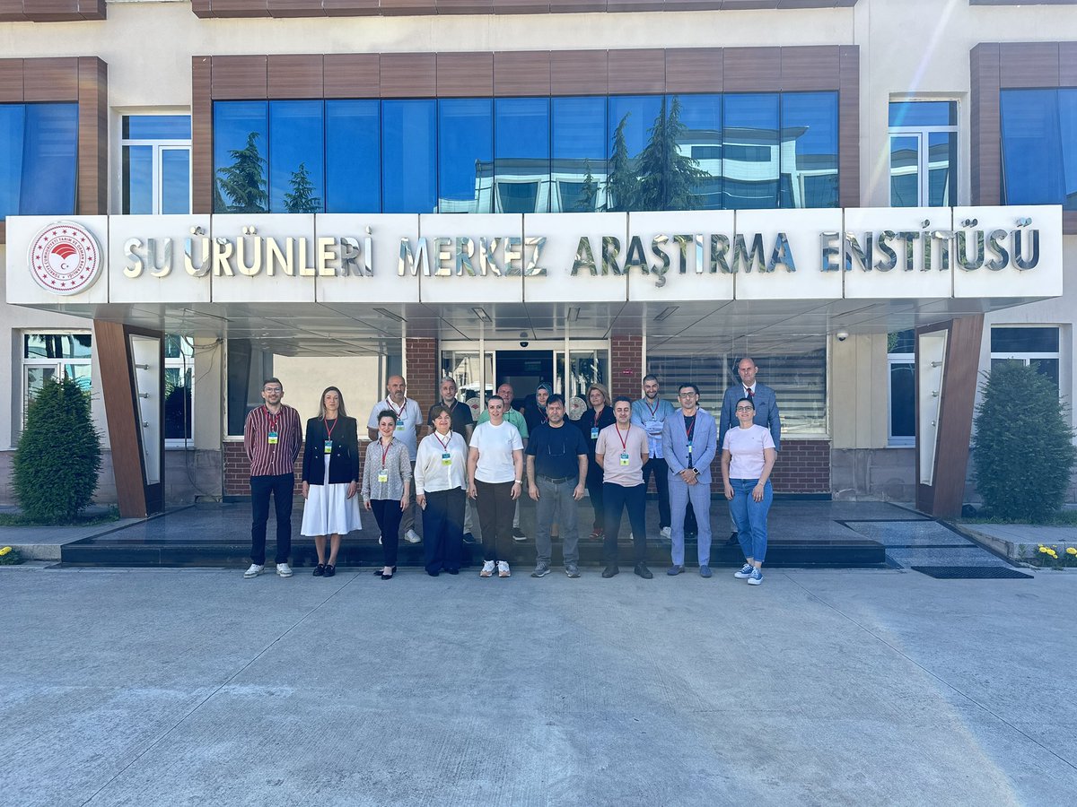 trabzonsumae's tweet photo. 📍 ADC Trabzon’da eğitim başlıyor!

🐟 Somon &amp; mersin balığı
🔬 Laboratuvar + saha uygulamaları
🌍 Türkiye, Gürcistan, Bulgaristan bir arada!

Daha fazla bilgi için: https://t.co/wLqTphNqn0

#SUMAE #ADC #Akuakültür #FAO #GFCM #Karadeniz https://t.co/QG27sTugL8
