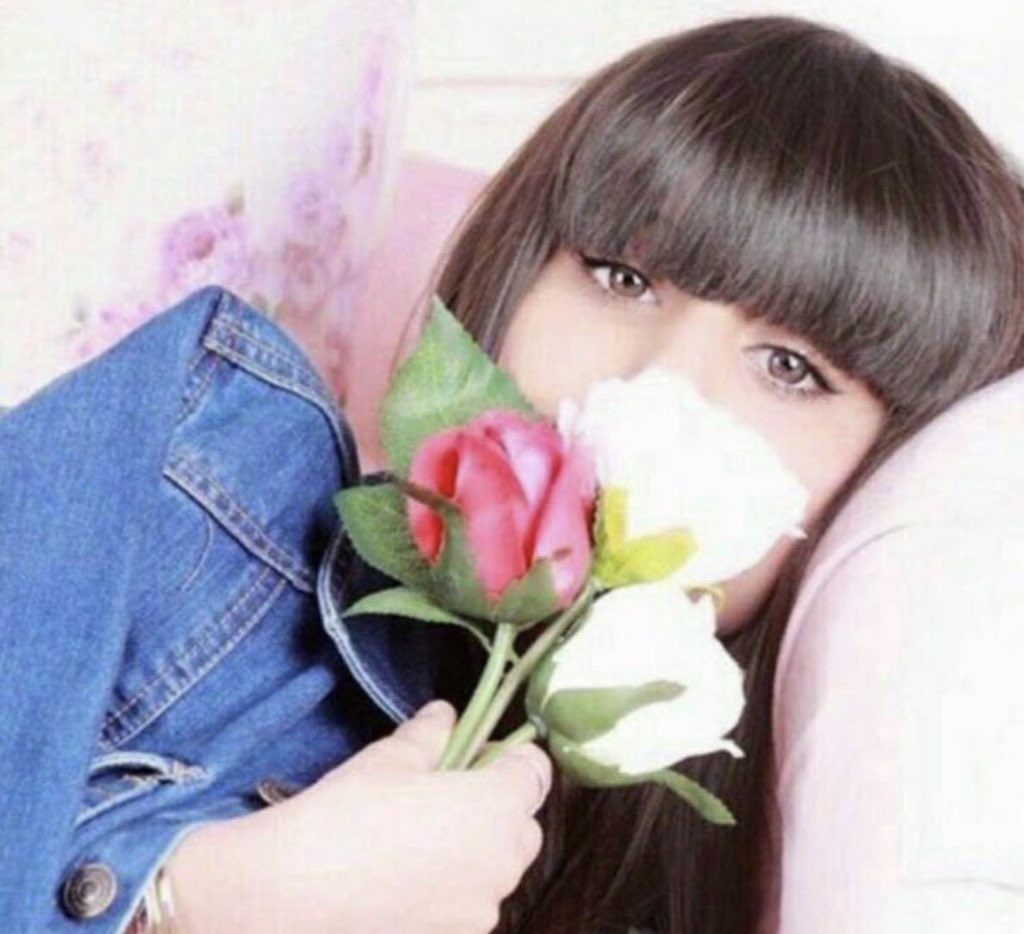 الرفيق الّي عسى تبطي سنينه 
مجتمع به طيب قلب و وجه خيّر..💕