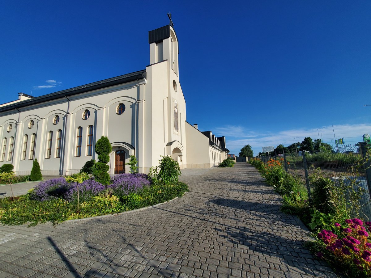Sr Augustina OSB tweet media