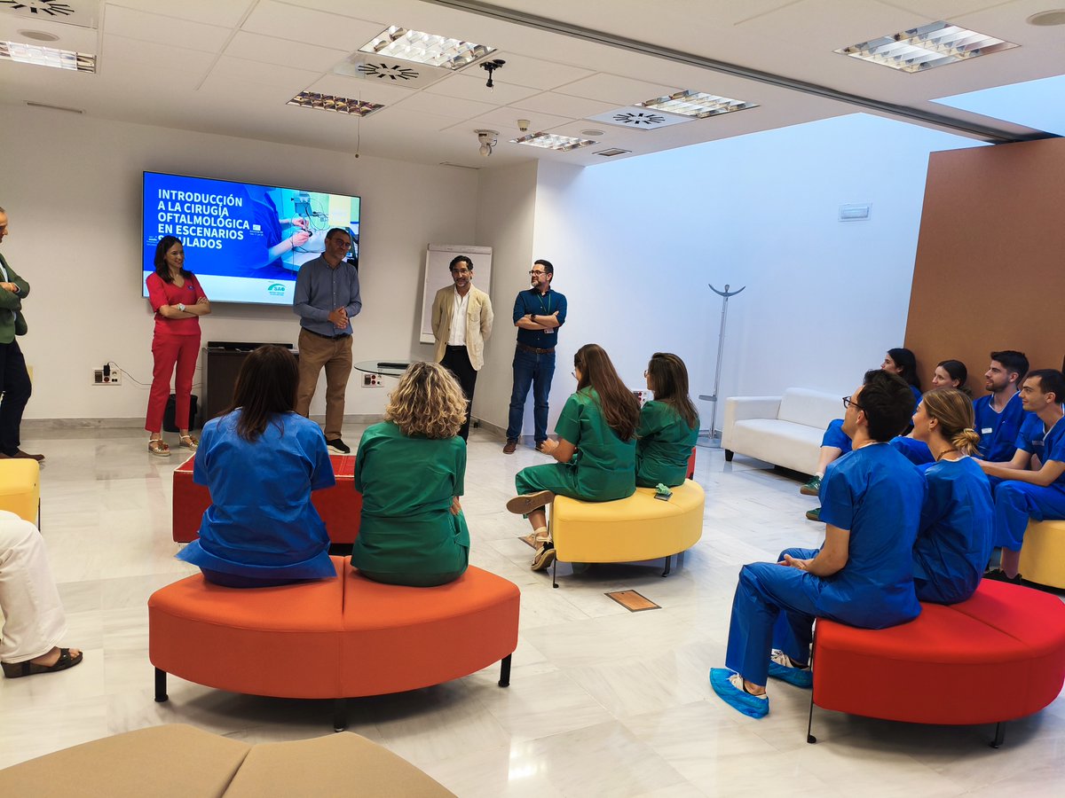SAOftalmología (@saooftalmologia) on Twitter photo El 'Proyecto de Entrenamiento en Competencias Quirúrgicas para Residentes de Oftalmología 2025' es una muestra del compromiso por mejorar la atención oftalmológica a la ciudadanía.
Formación, docencia y trabajo conjunto.
sociedadandaluzadeoftalmologia.es/inauguracion-d…
Gracias <a href="/IAVANTE_FPS/">IAVANTE FPS</a> El 'Proyecto de Entrenamiento en Competencias Quirúrgicas para Residentes de Oftalmología 2025' es una muestra del compromiso por mejorar la atención oftalmológica a la ciudadanía.
Formación, docencia y trabajo conjunto.
sociedadandaluzadeoftalmologia.es/inauguracion-d…
Gracias <a href="/IAVANTE_FPS/">IAVANTE FPS</a>