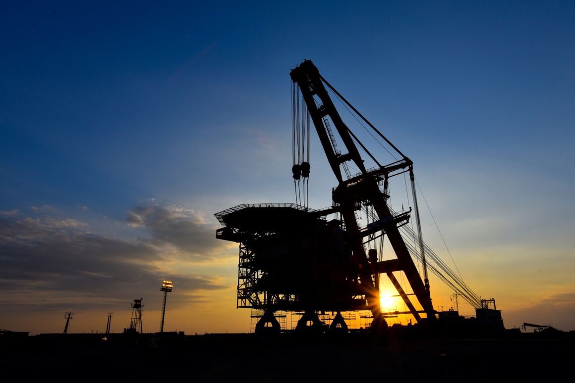 roydadnaft's tweet photo. #Iran's #Offshore #Oil Company CEO announces return of #Salman_field #water #injection system, aiming for increased #oil production and reduced #flared #gas by first half of year.
https://t.co/RriJ0VFjAO https://t.co/wx3gjrVX1Y