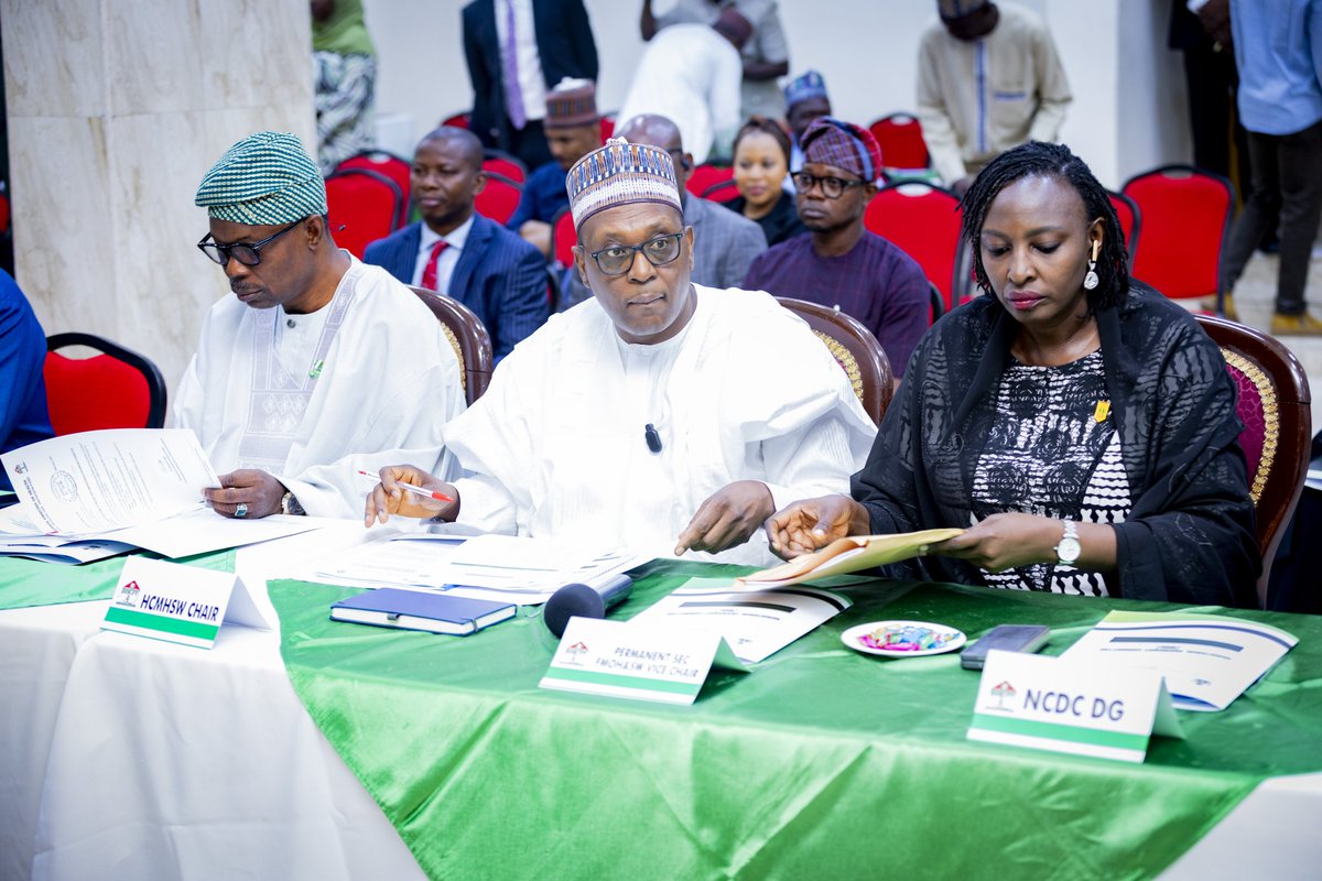 TheBHCPF's tweet image. 📢 At 11th #BHCPF MOC in Abuja:
✅ Q1/Q2 & Q3 2025 disbursements approved
📘 Guidelines 2.0 now formally approved – dissemination by Q3
📊 Mini-DHIS starts July
👨⚕️ Welcomed Dr. O. Ogbe as MOC Secretary
🤝 Gateways, PVAC among key partners advancing reforms #SWAp #NigeriaHealth