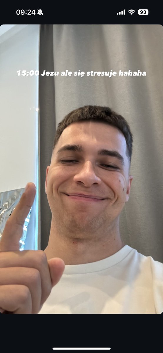 Ameeelaaa tweet media