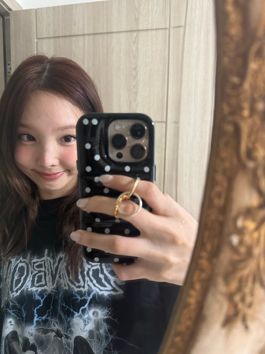 inysbbl's tweet image. [🐰📸] • 250701