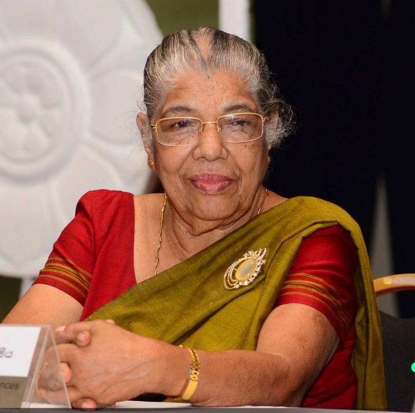 සමස්ත ලංකා බෞද්ධ මහා සම්මේලනයේ උපදේශක මණ්ඩලයේ ගෞරවණීය සාමාජිකයෙකු වශයෙන් කටයුතු කරන සම්මානිත මහාචාර්ය මාලනී ඇඳගම මහත්මිය අභාවප්‍රාප්ත වී ඇති බව සංවේගයෙන් යුතුව දැනුම් දෙමු. අවසන් කටයුතු ඉදිරියේ දී දැනුම් දීමට නියමිත අතර අප සැවොම එතුමියට අජරාමර නිවන් සුව ප්‍රාර්ථනා කරන්නෙමු!