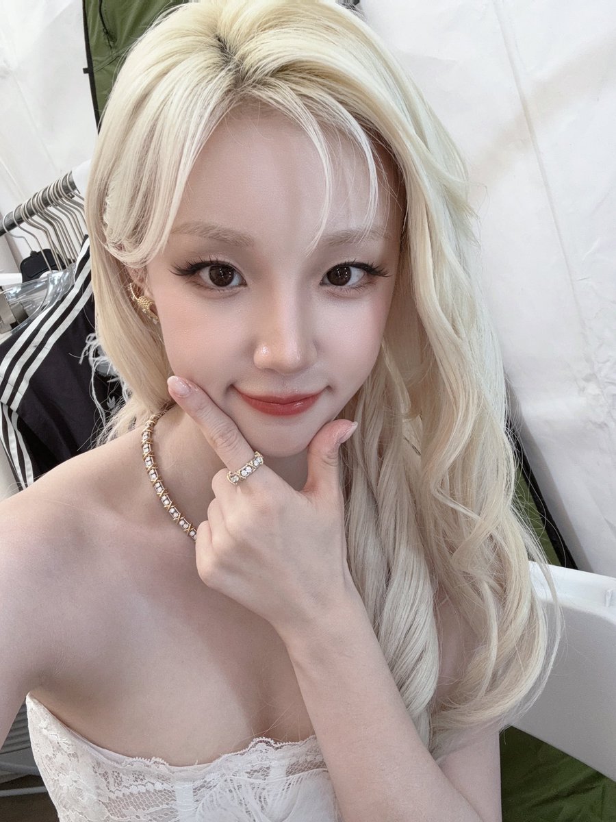 syqbbl's tweet photo. [250628] 🐶🫧 https://t.co/Wrbkv6tcjy
