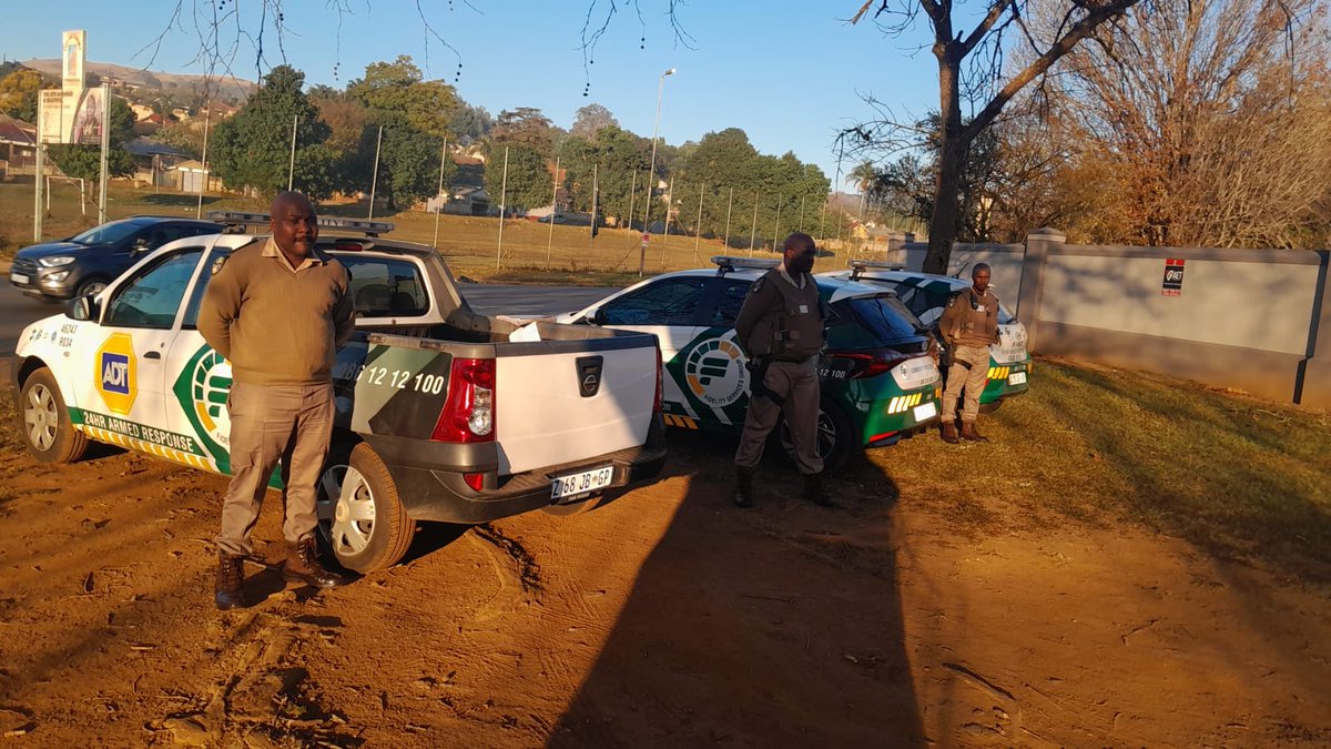 Fidelity_Secure's tweet photo. Your safety matters to us. Here’s our PMB team at Botanical Gardens standing off ensuring the community is protected. Keeping you safe, securing your assets.
#FidelityADT #PMB #KZN #visibility #securingyourasset #safetyfirst #FidelityServicesGroup #WeAreFidelity https://t.co/60ng3GN8yf