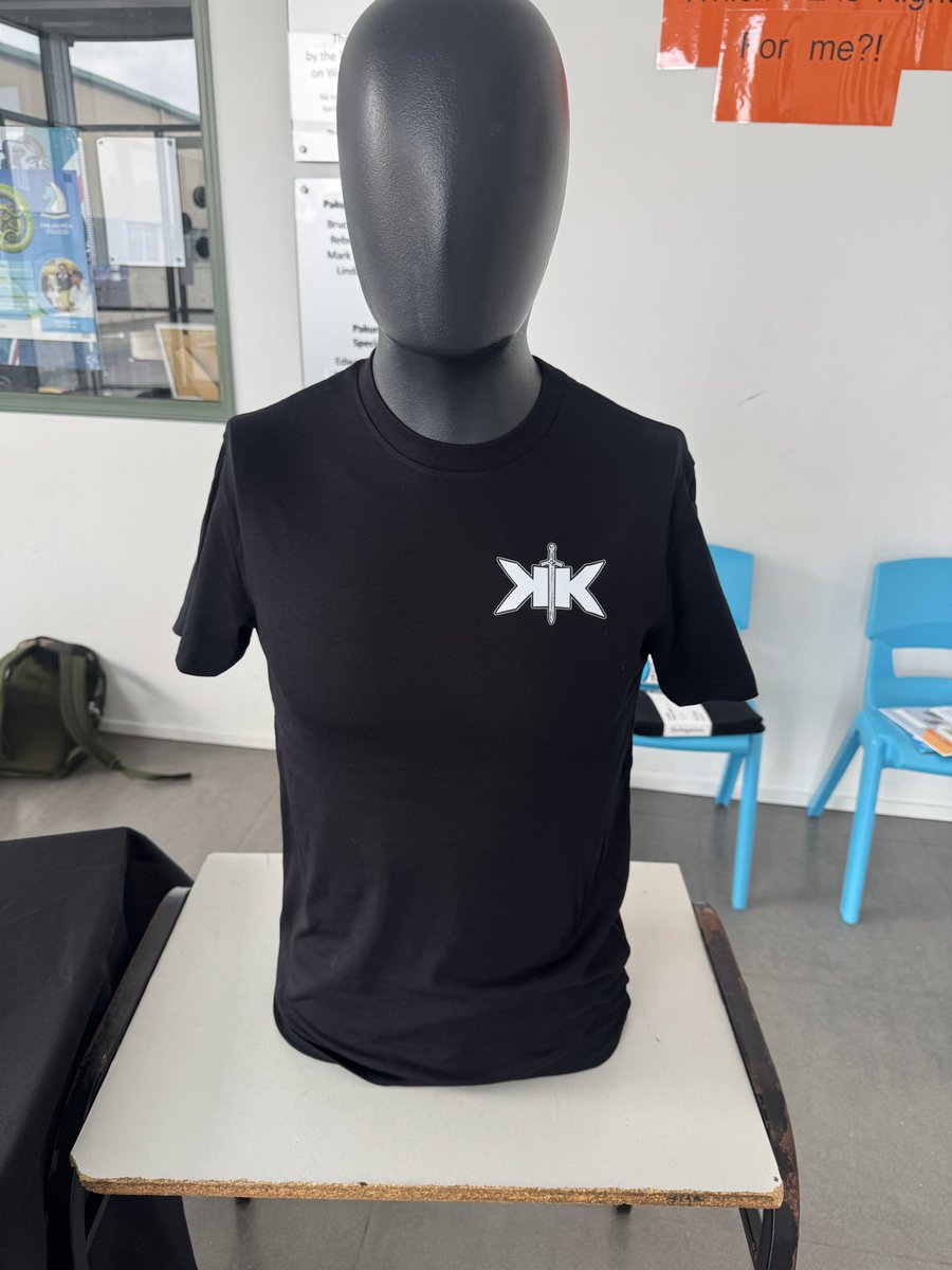 MRichardsNZ's tweet photo. Killer King T Shirts Available
Sizes (Small - Large)
$40 + Shipping
Flick me a message if interested

キラーキングTシャツ販売中 サイズ（S～L） 40ドル＋送料 ご興味があればメッセージをお送りください https://t.co/oG6H7Avw3S