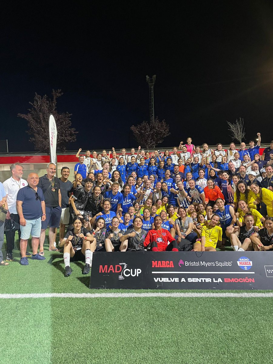 Ümraniye İlçe Milli Eğitim Müdürlüğü (@umraniyeilcemem) on Twitter photo 🏆İlçemiz Asiye Ağaoğlu Anadolu Lisesi Kız Futbol Takımı İspanya’ da düzenlenen “MADCUP 2025 Turnuvası Copa Escolar U18” kategorisinde şampiyon olmuştur.
Şampiyon takımımız tebrik eder, başarılarının devamını dileriz👏🏻👏🏻
<a href="/tcmeb/">Millî Eğitim Bakanlığı</a>
<a href="/istanbulilmem/">İstanbul İl Millî Eğitim Müdürlüğü</a>
<a href="/mustafaozen3434/">Mustafa Özen</a> 🏆İlçemiz Asiye Ağaoğlu Anadolu Lisesi Kız Futbol Takımı İspanya’ da düzenlenen “MADCUP 2025 Turnuvası Copa Escolar U18” kategorisinde şampiyon olmuştur.
Şampiyon takımımız tebrik eder, başarılarının devamını dileriz👏🏻👏🏻
<a href="/tcmeb/">Millî Eğitim Bakanlığı</a>
<a href="/istanbulilmem/">İstanbul İl Millî Eğitim Müdürlüğü</a>
<a href="/mustafaozen3434/">Mustafa Özen</a>