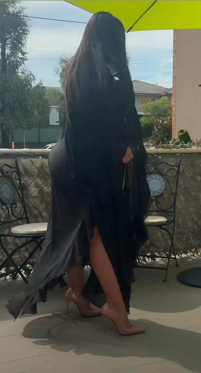 عباية الصيف 
وعباية الحره ☺️😇
صيفيه ممتعه 😘