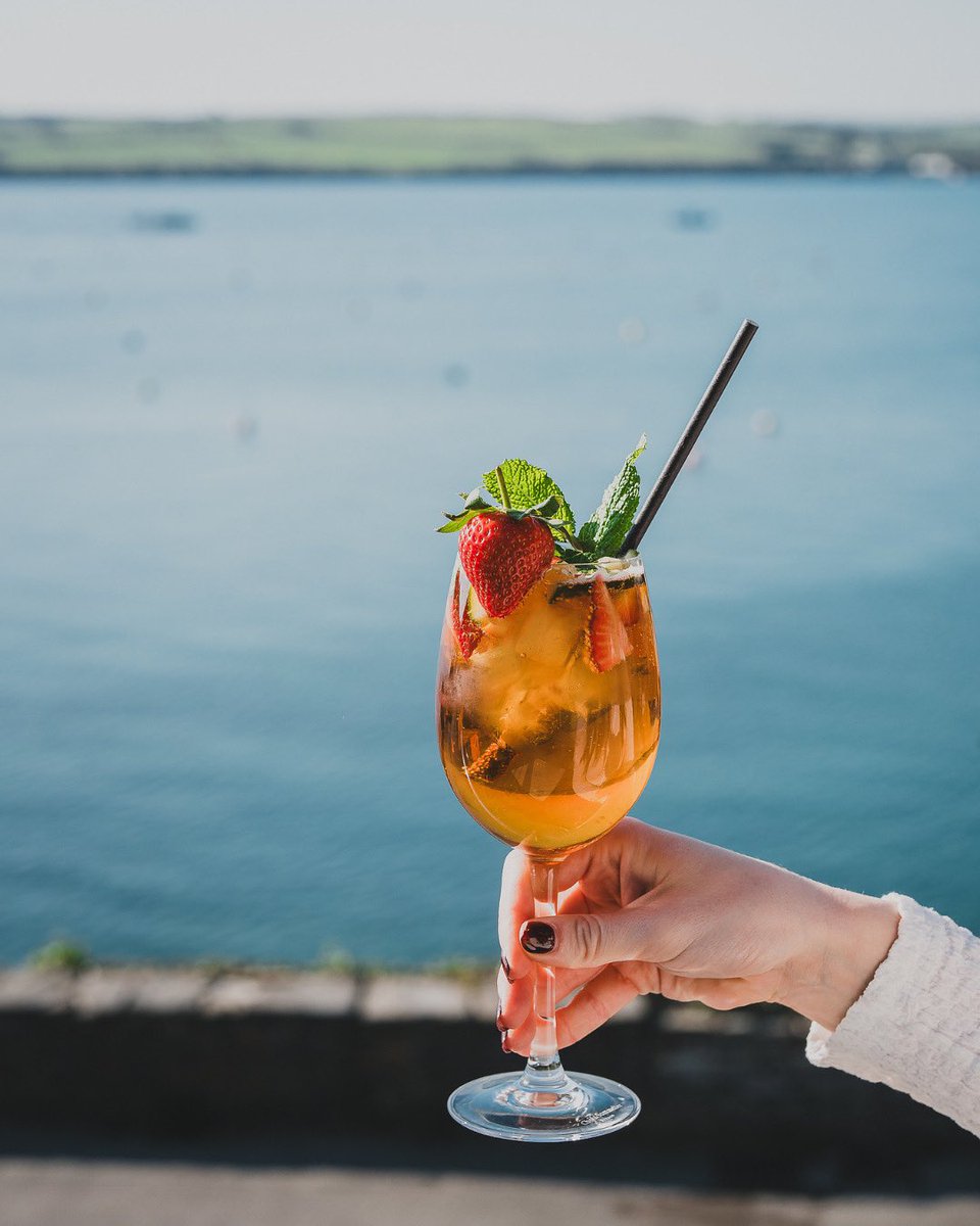 Game. Set. Match 🎾🍓 Wimbledon’s back, the perfect excuse for a Pimm’s.