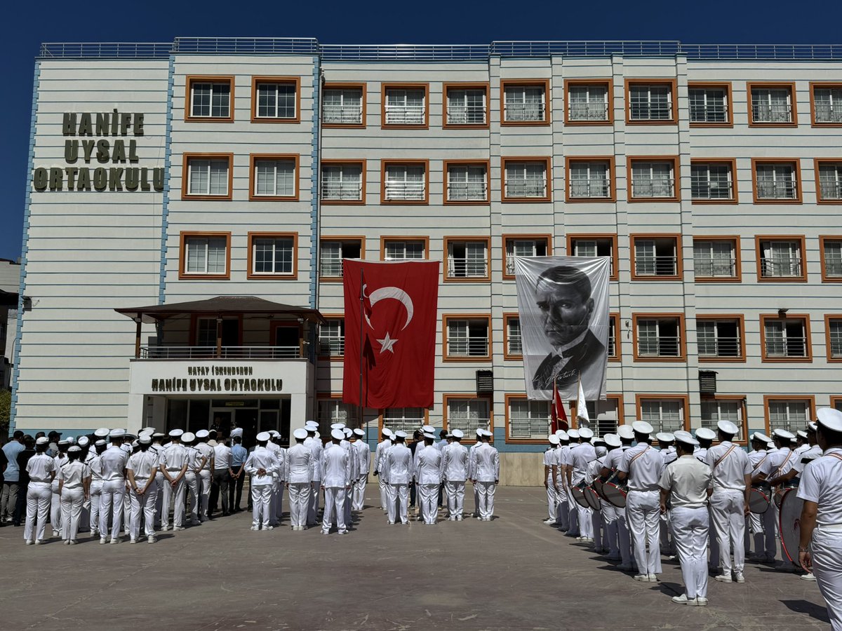 1 Temmuz Denizcilik ve Kabotaj Bayramı;

İskenderun İlçe Milli Eğitim Müdürümüz Sayın Ali HAYTAZ, 1 Temmuz Denizcilik ve Kabotaj Bayramı dolayısıyla gerçekleştirilen Çelenk Sunma programına katıldı.

#denizcilikvekabotajbayramımızkutluolsun