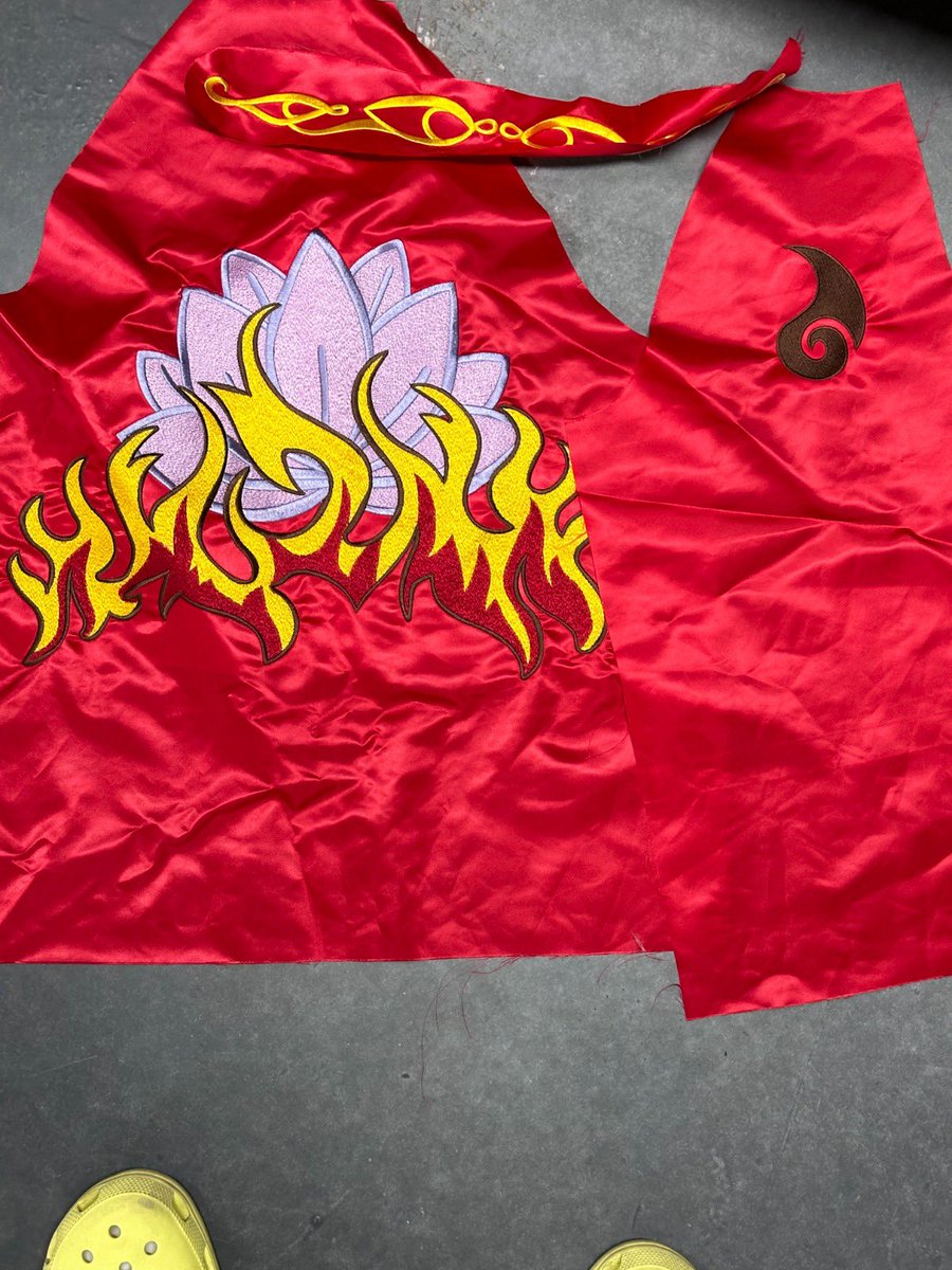 AnonMcRat's tweet photo. The #oubing reversible jacket is happening guys!! https://t.co/vkAX9yYpqf