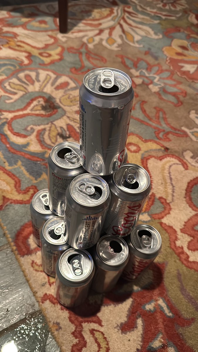RonTheJon69's tweet photo. The pinnacle #fuckpike! https://t.co/xpyOiHubfU