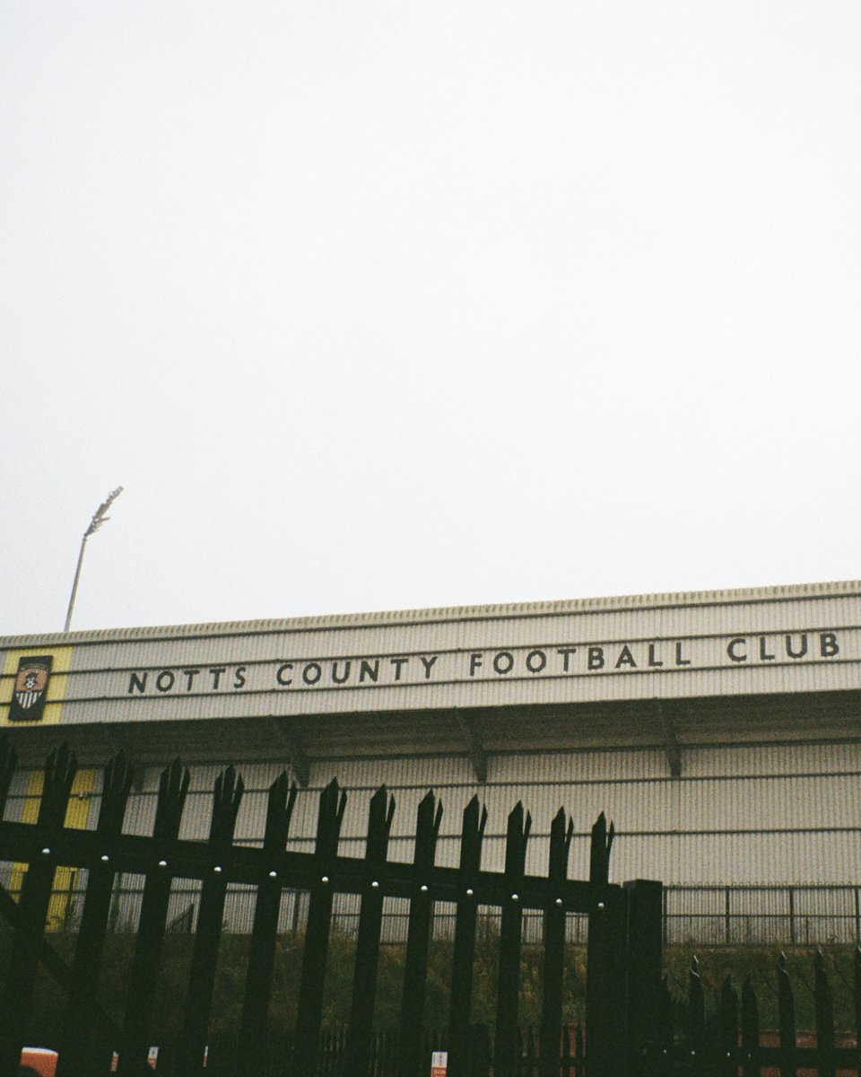 Tom Reed (@tomreedwriting) on Twitter photo Notts County FC on film.
Love Meadow Lane. One of the top lower league grounds in England.
For <a href="/TerraceEdition/">Terrace Edition</a> 🧵 🎞️ 1/17 #coyp Notts County FC on film.
Love Meadow Lane. One of the top lower league grounds in England.
For <a href="/TerraceEdition/">Terrace Edition</a> 🧵 🎞️ 1/17 #coyp