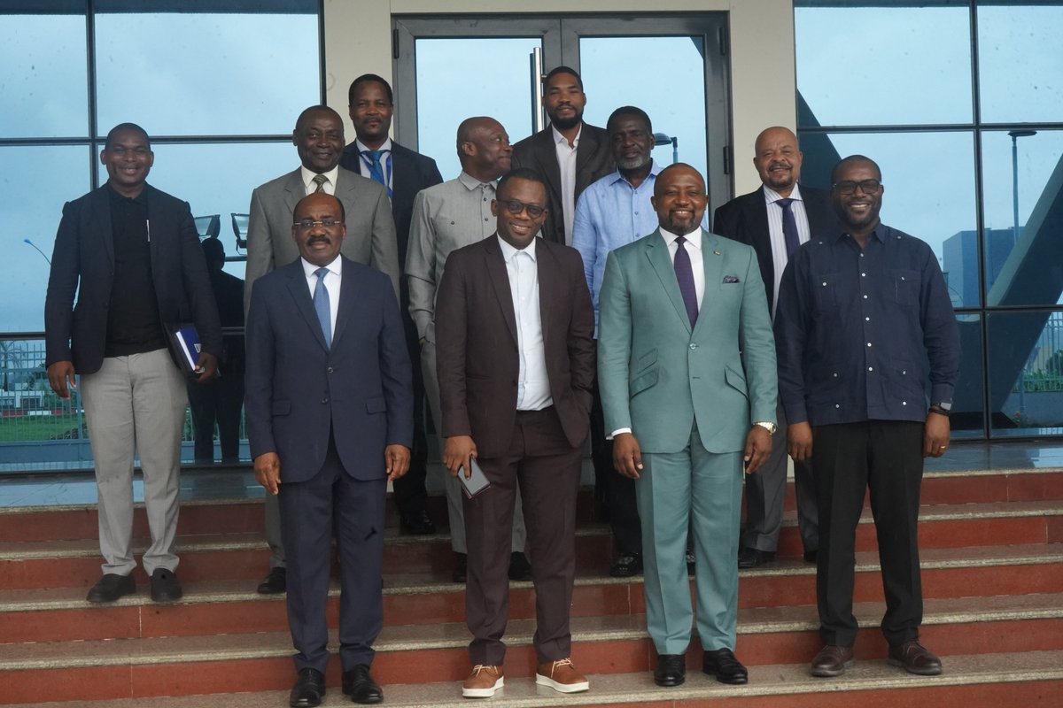 El Consejo Nacional para el Desarrollo Económico y Social (CNDES) y PNUD intercambian sobre futuras colaboraciones en materia de Diversificación Económica <a href="/Nze3/">Leoncio Amada NZE</a> <a href="/jose_wabo/">JoseWabo</a> 

#DiverisifacionEconomica #GuineaEcuatorial #Desarrollo