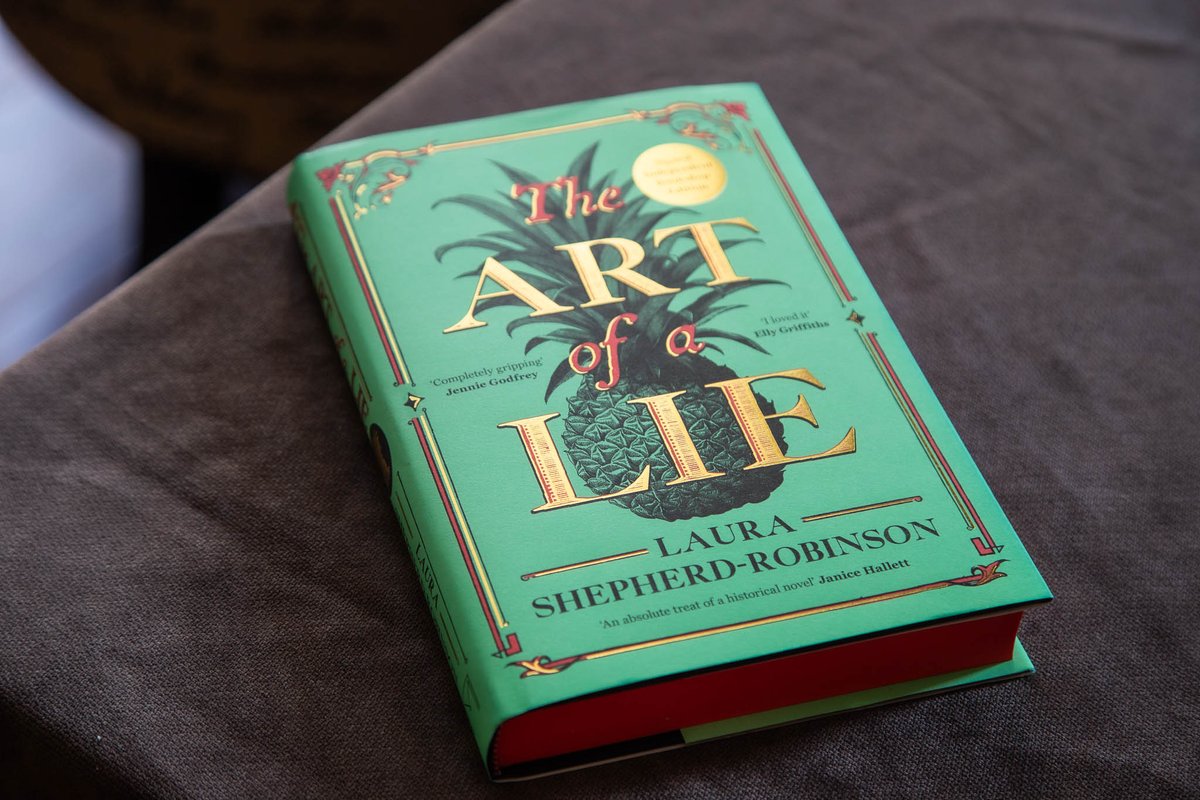 I've just done the BBC2 Breakfast Show with the brilliant Sara Cox, because some very lovely news has been announced this morning. THE ART OF A LIE has been chosen for the Radio 2 Bookclub. I'm over the moon! 💚🍍🍦