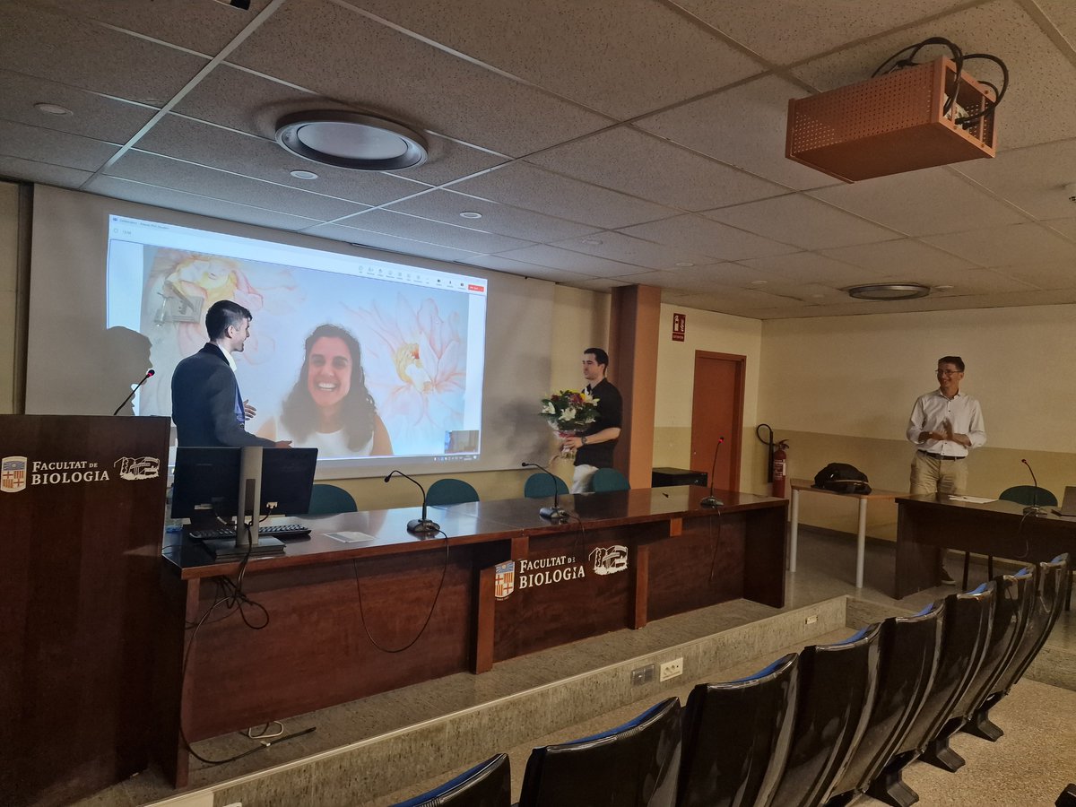 GenomeDataLab's tweet image. Congrats to our CRISPy fresh doctor 👏👏 Marcel McCullough for successfully defending his PhD thesis:
🧬✂️Combinatorial Gene Editing in Human Cells to Model Deficiencies of DNA Repair in Cancer
Thx to committee members @CeronLab @LValleResearch and @DSzuts for great discussion!