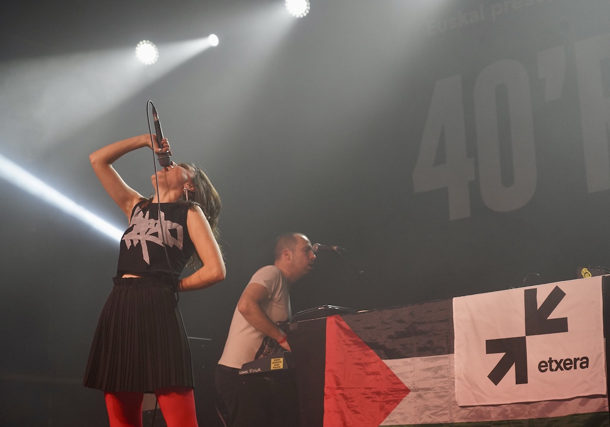 . <a href="/40minuturock/">40 Minutu Rock</a>  jaialdiko materiala lapurtu dutela salatu dute antolatzaileek naiz.eus/eu/info/notici…
Elkarretaratzea deitu dute bihar arratsalderako Durangon