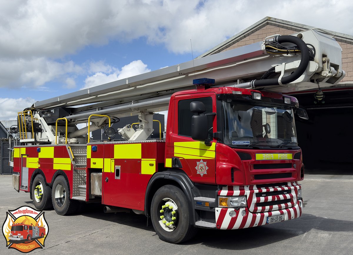 evo_uk's tweet photo. We photographed a wide variety of vehicles at @LaoisCouncil Fire & Rescue Service's #Portlaoise Fire Station during #irishfiretour25, here's some of the more unusual, including the new ICU. More at
https://t.co/Sc1VmjVvW9
#irelandfire #fireireland #countylaois #firephotos https://t.co/2xEPBa9LKJ