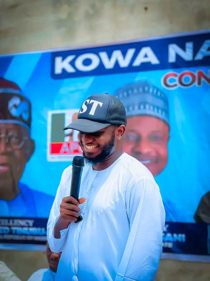 Dawood_Zannah's tweet photo. Alhamdulillah! Big congrats to HD Dalhat & Zinatulhayat @Ummanha1 on your pensionable appointment.
Allah saka da alkhairi Hon. Abdulazeez Abubakar Kaka @Abunaah Jazakallahu Khairan, Allah yasa Aljannah Firdaus.
#TeamKaka
#Godiya
#CiGaba https://t.co/WII8ae734o