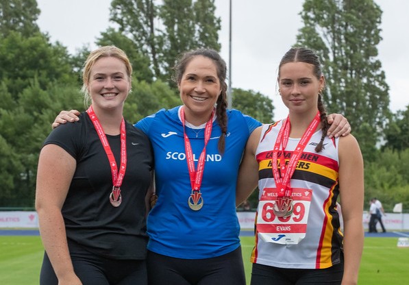 scottishathletics (@scotathletics) on Twitter photo CARDIFF ROUND-UP
#SALtogether
ICYMI . . . strong performances <a href="/Kirstylawdiscus/">Kirsty Law</a> <a href="/brodieyoung400/">Brodie Young</a> <a href="/AdamDonnachie00/">Adam Donnachie</a> <a href="/MurrayFotherin5/">Murray Fotheringham</a> + others
scottishathletics.org.uk/107623-2/
📷Les Stills <a href="/WelshAthletics/">Welsh Athletics</a>
<a href="/SALChiefExec/">SALChiefExec</a> <a href="/OvensDavid/">David Ovens</a> <a href="/AirdrieTandF/">Airdrie Harriers</a> <a href="/Central_AC/">Central Athletic Club</a> <a href="/gnaac1/">Giffnock North A.C.</a> <a href="/FotheringhamCM/">Craig Fotheringham</a> <a href="/UNMLoboXCTF/">New Mexico XC/T&F</a> CARDIFF ROUND-UP
#SALtogether
ICYMI . . . strong performances <a href="/Kirstylawdiscus/">Kirsty Law</a> <a href="/brodieyoung400/">Brodie Young</a> <a href="/AdamDonnachie00/">Adam Donnachie</a> <a href="/MurrayFotherin5/">Murray Fotheringham</a> + others
scottishathletics.org.uk/107623-2/
📷Les Stills <a href="/WelshAthletics/">Welsh Athletics</a>
<a href="/SALChiefExec/">SALChiefExec</a> <a href="/OvensDavid/">David Ovens</a> <a href="/AirdrieTandF/">Airdrie Harriers</a> <a href="/Central_AC/">Central Athletic Club</a> <a href="/gnaac1/">Giffnock North A.C.</a> <a href="/FotheringhamCM/">Craig Fotheringham</a> <a href="/UNMLoboXCTF/">New Mexico XC/T&F</a>