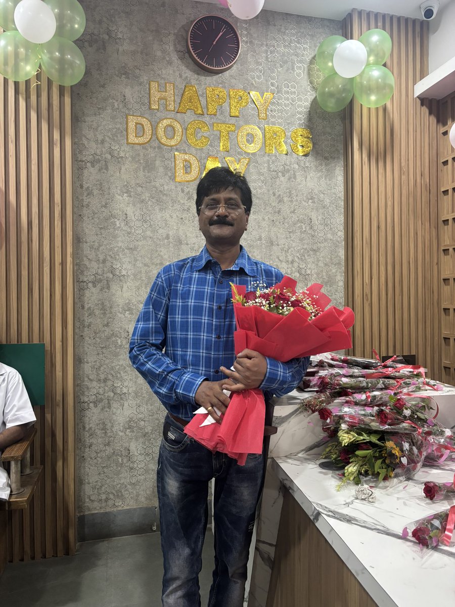 Manishjsr1911's tweet image. मेरे साथ जुड़े सभी डॉक्टर्स को आपकी सेवा के कार्यों के लिए सहृदय धन्यवाद,साथ ही साथ हमारे क्लिनिक में सेवा दे रहे डॉक्टर्स को सम्मानित करने का सौभाग्य 🙏🏻🙏🏻💐💐
कुछ और डॉक्टर्स सेवा देने को तैयार उनके लिए भी नई व्यवस्था कर रहा हूँ ।

@drpandeyanil 
@viewgraam 

#HappyDoctorsDay