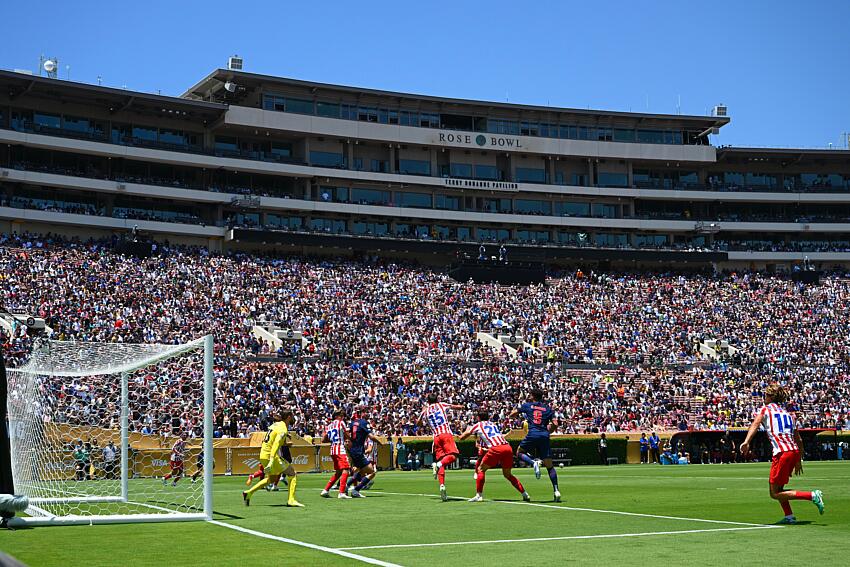 🔎Découvrez la #newsletter Foot Unis de juillet, on s’intéresse à la Coupe du Monde des clubs 2025, au cas d'une fédération qui ne respecte pas une décision du Conseil d’Etat, à la société Flycup, à la vie des clubs et à de nombreux autres sujets.
Lien ➡ mailchi.mp/6baca82571be/n…