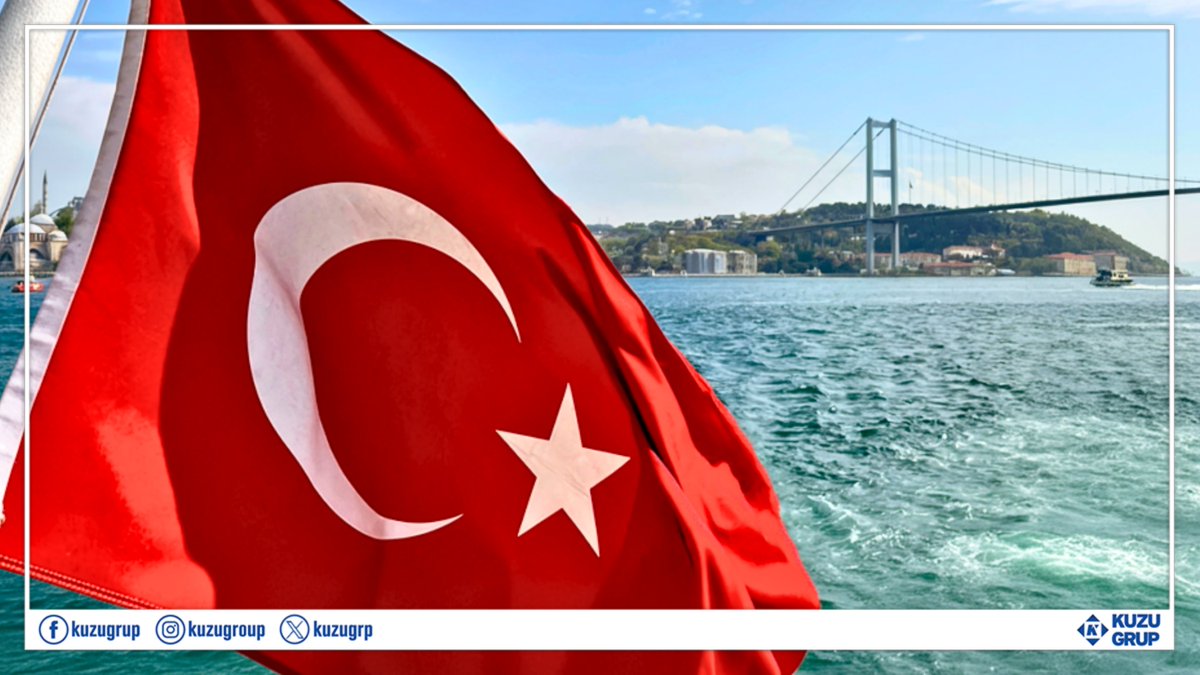 Denizlerdeki egemenliğimizi simgeleyen 1 Temmuz Kabotaj Bayramı kutlu olsun.
.
July 1st — Cabotage Day. A symbol of our independence at sea.