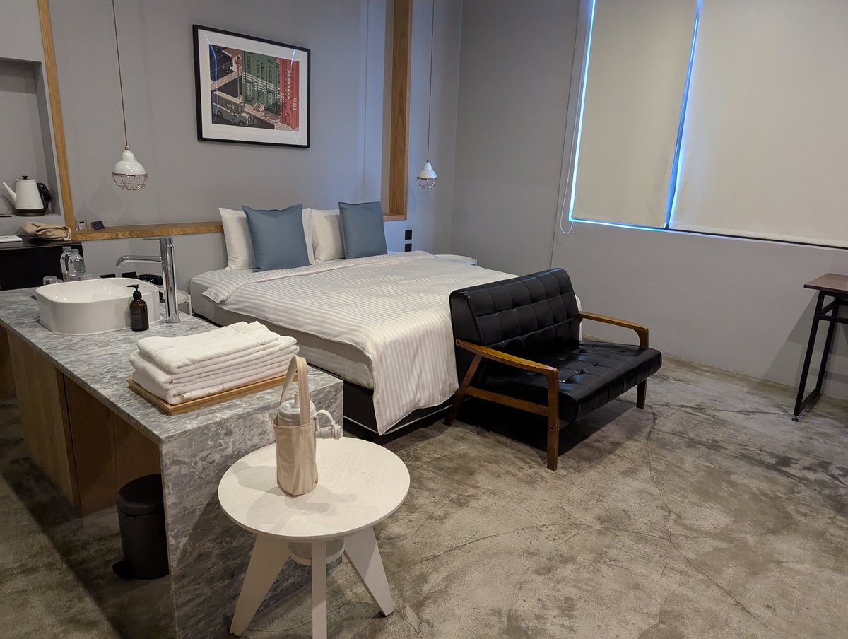 到高雄了 ❤️
旅館很讓人滿意🤣