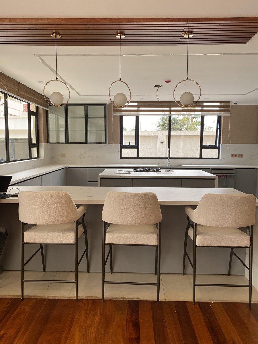 Aplus_interiors's tweet photo. Find us at Repen Plaza, Katani Road off Mombasa Road, Suite 303
📞 Call us on 0114598812 / 0759668875
📱 We’re on all social media – Aplus Interiors
#aplusification #aplusinteriors #interiordesign #design #materials https://t.co/J03O8UCM2P