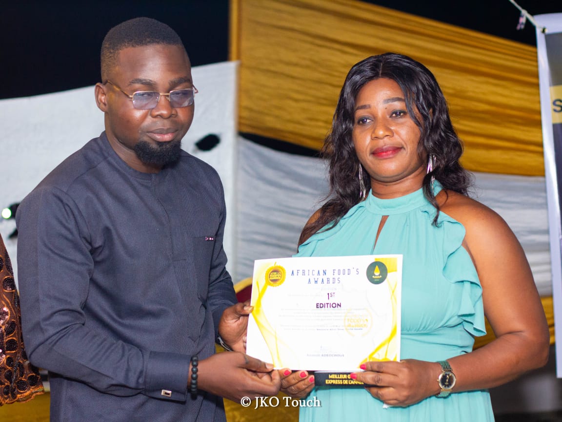 womenedtech's tweet image. 🥳 Félicitations ORYA BENIN !
🏆 Lauréate du 1er prix aux Africa Food’s Awards 2025 pour son bouillon 100 % local 🌿

👏 Une fierté du programme Business Growth 2.0 de #WomenEdTech
💜 Vive l’agro made in Bénin 🇧🇯 !

#ORYABenin #EYON #AgroFeminin #InnovationLocale