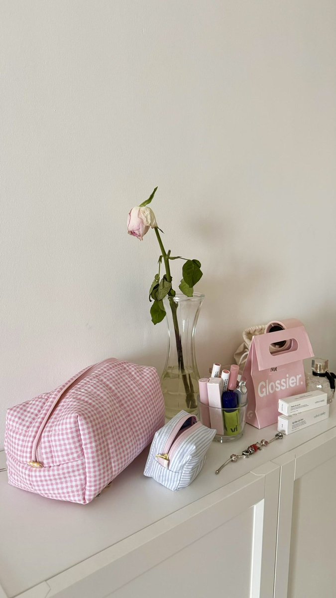 n0tnurr's tweet image. โโฉโงโหเฑจเงหโโฉโงโ cutest essentials & makeup pouch โโฉโงโหเฑจเงห