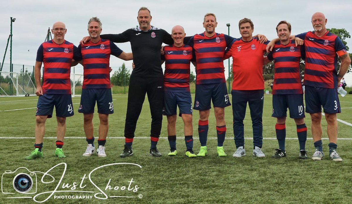 WFA South, South West Region held a superb event at excellent facilities at Ashbury Manor Hotel. Over 50’s 60’s and 70’s men’s WFA teams were present with players coming from Dorset Cornwall Devon and Somerset. A superb event organised by Devon Walking Football.