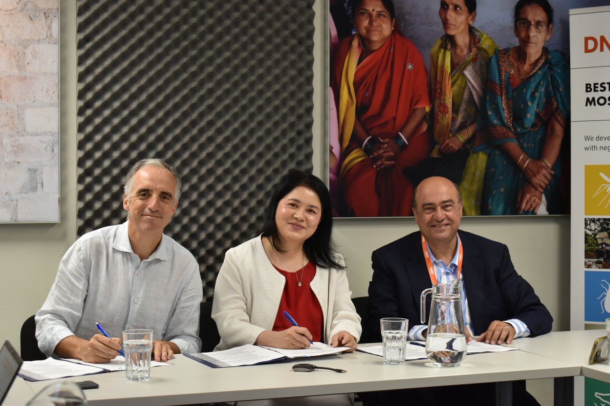 Drugs for Neglected Diseases initiative (@dndi) on Twitter photo 📝When the first #HepatitisC treatment launched in 2013, it cost USD 84,000. Today, #ravidasvir—born from South-South collaboration—is changing the game. An MoU signed with <a href="/gpoth_official/">องค์การเภสัชกรรม</a> and <a href="/PharcoC/">Pharco Corporation Egypt</a> aims to register this effective and affordable treatment in Thailand. 📝When the first #HepatitisC treatment launched in 2013, it cost USD 84,000. Today, #ravidasvir—born from South-South collaboration—is changing the game. An MoU signed with <a href="/gpoth_official/">องค์การเภสัชกรรม</a> and <a href="/PharcoC/">Pharco Corporation Egypt</a> aims to register this effective and affordable treatment in Thailand.