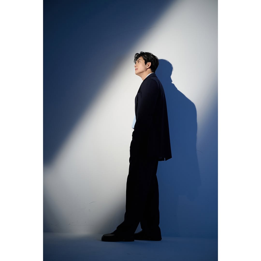 MOC_JP_OFFICIAL's tweet image. [#カンテオ]
𝐌𝐎𝐂𝐇𝐈𝐍𝐃

昔、カン・テオがいた。
ただ、イケメンだった。
特に何をしたわけでもないのに、惚れてしまった🫶🏻

#강태오 #KANGTAEOH #맨오브크리에이션 #manofcreation #もっ韓

instagram.com/p/DLhOUkvSxG0/…
