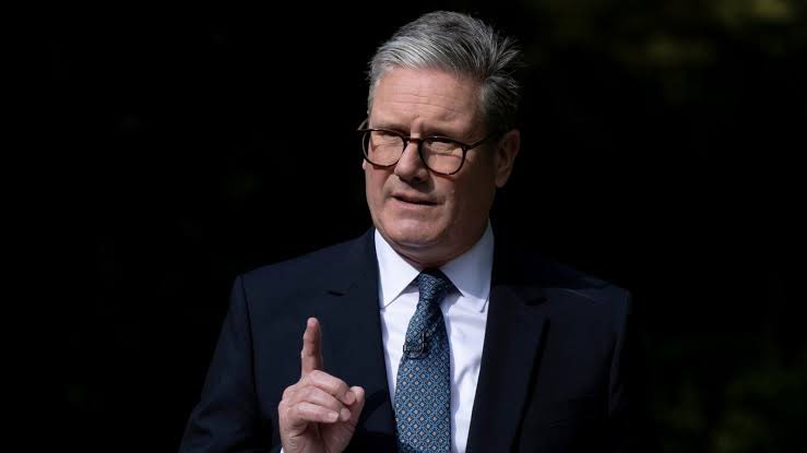 🔴Britischer Premierminister Starmer: „Transgender-Männer sollten sofort von Damentoiletten ausgeschlossen werden.“