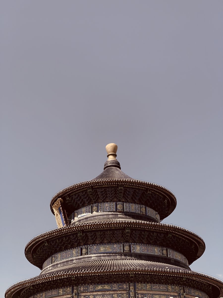 zonetect's tweet photo. The Temple of Heaven (Tiantan) is a historic imperial complex of religious buildings located in the southeastern part of Beijing, China.

🌀 Explore the full NeoStructures collection: https://t.co/wosraCrZ36

#NeoStructures #TempleOfHeaven #Digital #Heart #Zonetect #XRPL #SacredGeometry #TempleHeart