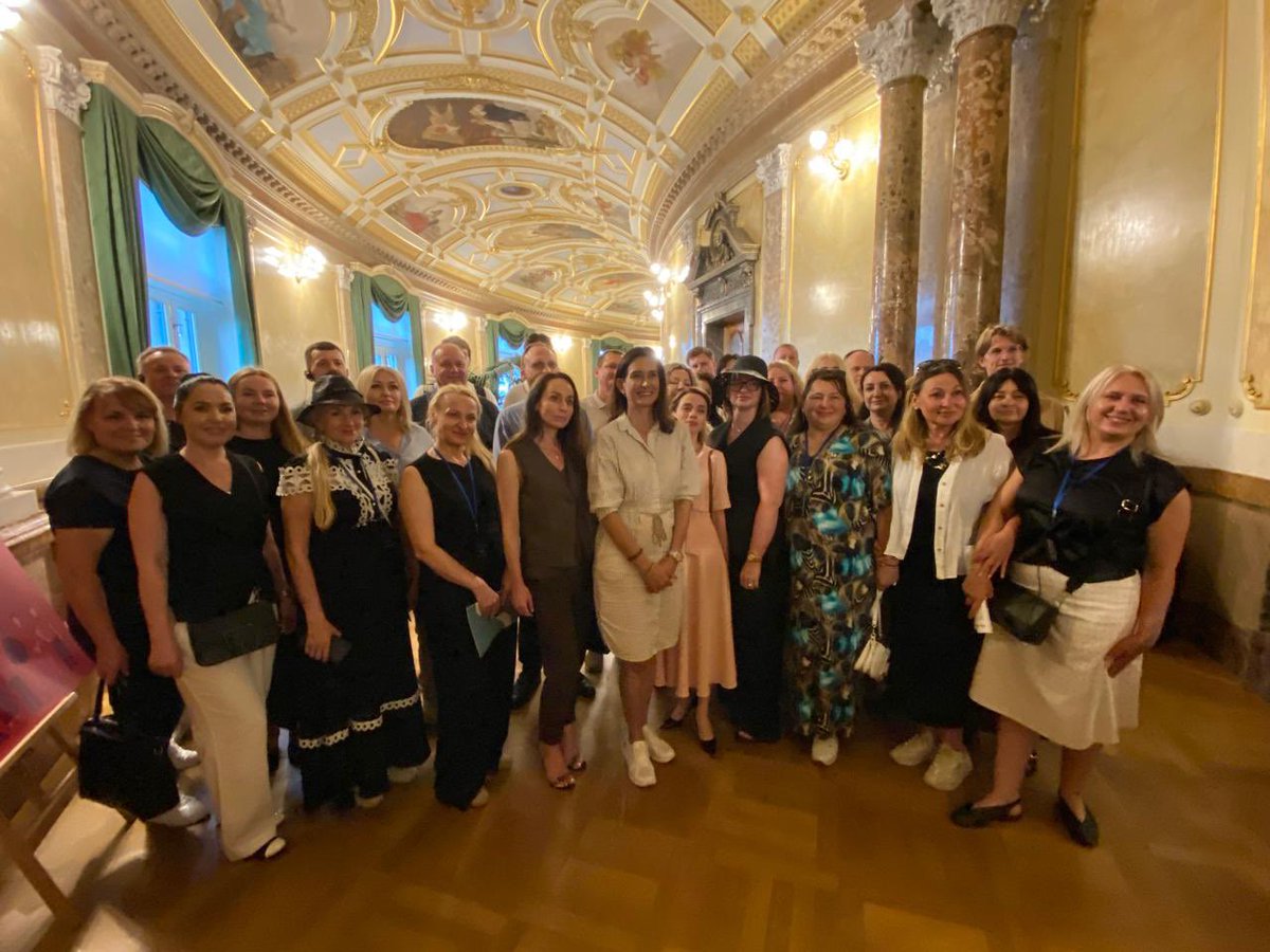 VenediktovaIV's tweet image. Grosse Freude und Ehre, die Delegation von 🇺🇦 Richtern, Anwälten und Studierenden in der @UKRinCHE in Bern begrüssen zu dürfen.
Herzlichen Dank dem Parlament der Schweizerischen Eidgenossenschaft @ParlCH für Gastfreundschaft und Zusammenarbeit.