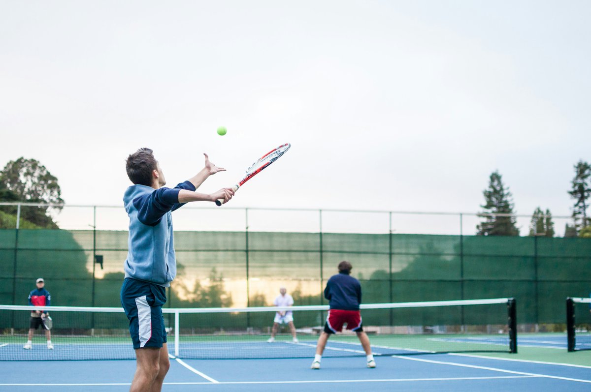 New Light Bulletin - Sports Edition - mailchi.mp/d576e621bcd2/n…
The Bible uses  some powerful sports imagery comparing it to our life in Christ.