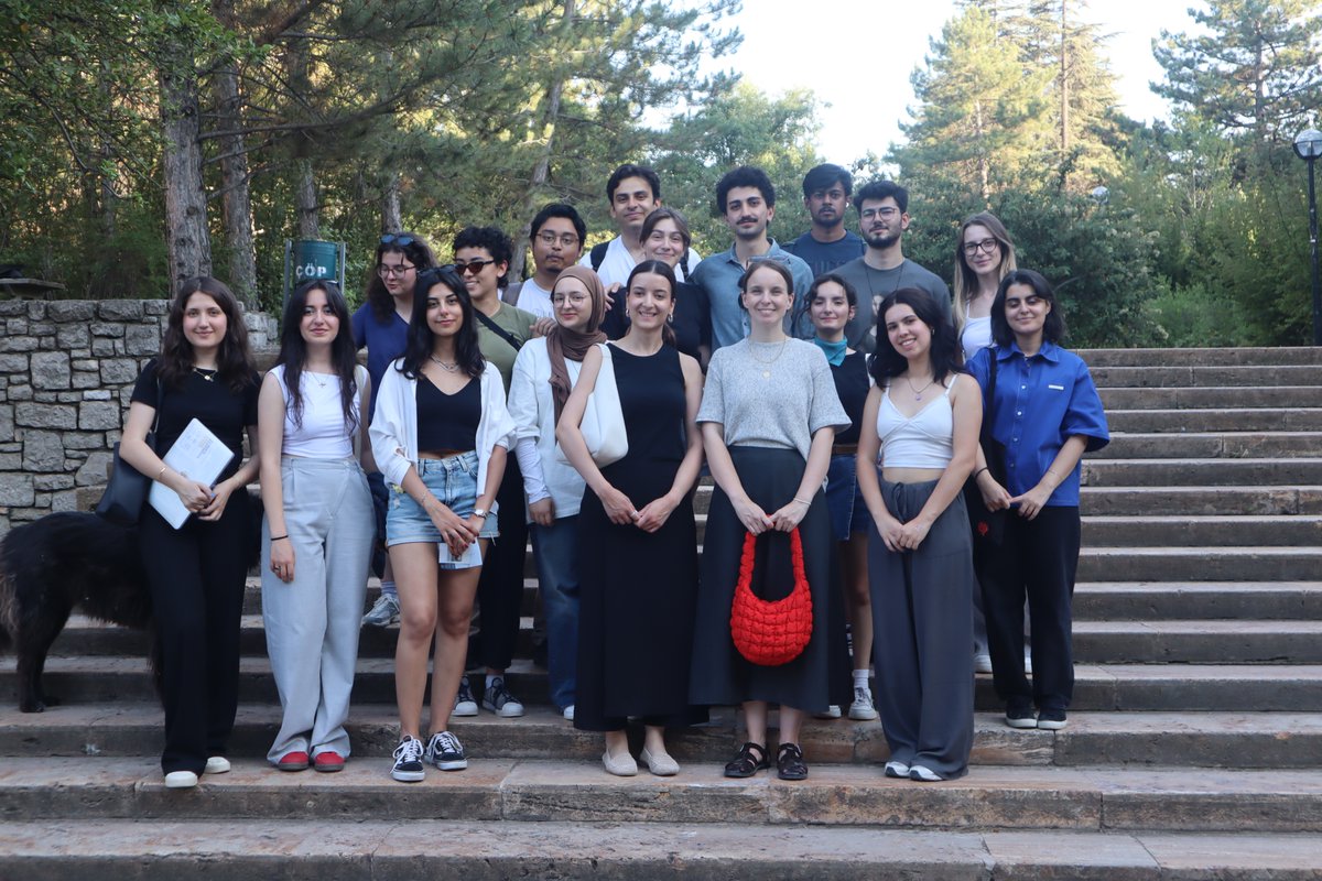 aciyesil's tweet photo. ODTÜ'nün Suyu Nereden Geliyor?

Kamusal Mekân dersi kapsamında yürüttüğümüz çalışmalar sonucunda, kampüs allesini kapsayan , bildiğim kadarıyla ilk açık hava sergisinde öğrenciler kamusal mekân ve su altyapılarına dair projelerini paylaştı. 
👉https://t.co/pTfNHkEr1B https://t.co/l8ya6rqsSA