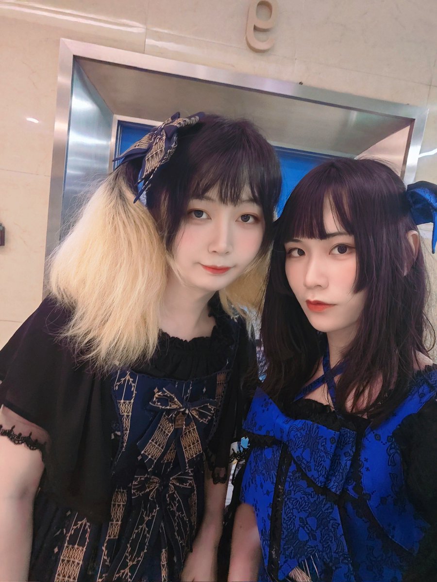 Startunder's tweet photo. 和哈基砂一起看了F1电影 https://t.co/6vOOauNIBn