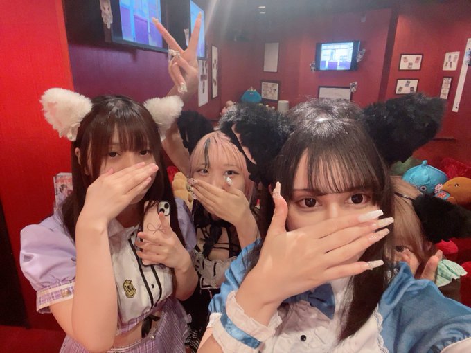 猫耳コンカフェC4のツイート