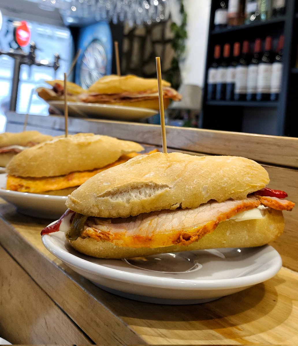 Alaitzen gaituena ez da kopurua, kalitatea baizik #Euskalherria #Bilbo #Bokata #Solomo #Piperrak #Mostaza #Gazta