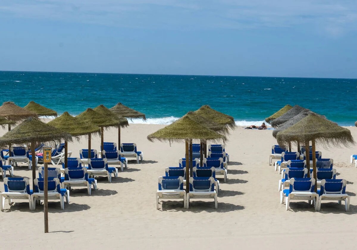 BeatoParking's tweet photo. - SI VIENES EN JULIO AL CENTRO DE CADIZ, APARCA POR 20€/DIA -

Si vienes de vacaciones este mes de Julio al centro de Cádiz, y te alojas en hoteles u apartamentos aparca con nosotros.

RESERVAS HOTELES AQUI : https://t.co/X2WikuJiWQ https://t.co/gIawqnl6zp
